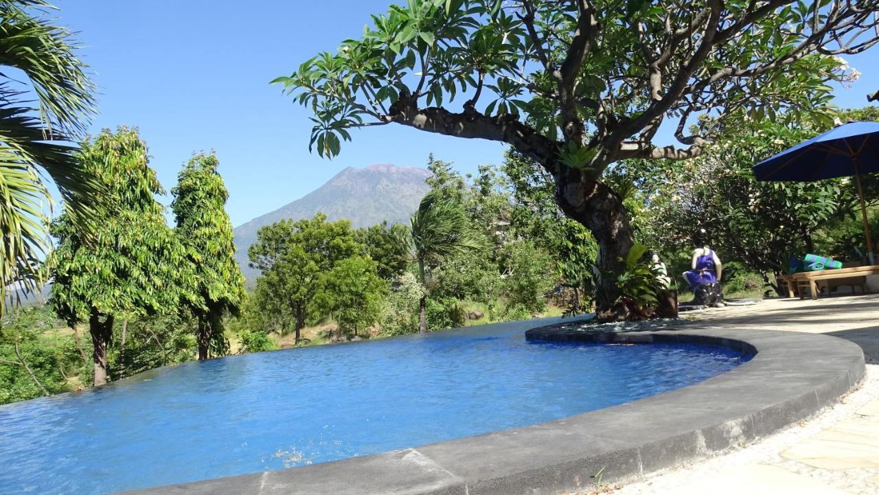 Villa Omah Semar Tulamben Esterno foto