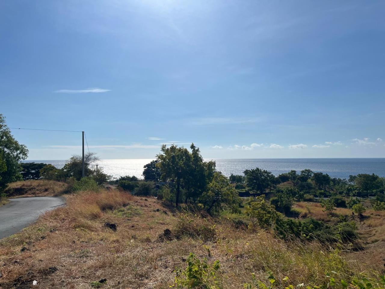 Villa Omah Semar Tulamben Esterno foto